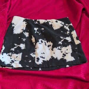 Large Nwt Urban Outfitters Black and White Mini Skirt